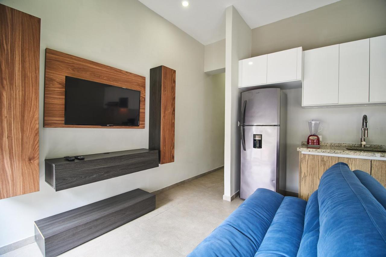 Aparthotel Torre 42 Playa Del Carmen By Lockey Extérieur photo