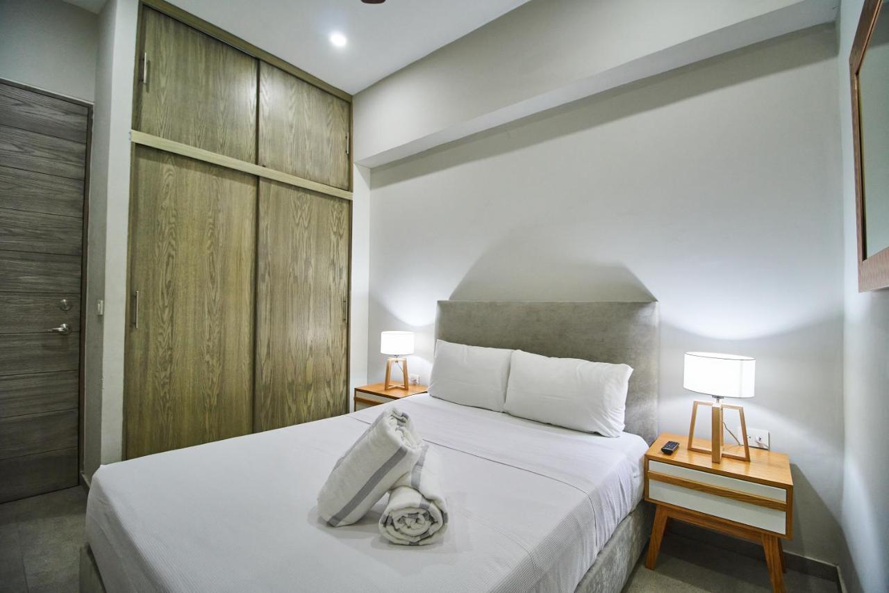Aparthotel Torre 42 Playa Del Carmen By Lockey Extérieur photo