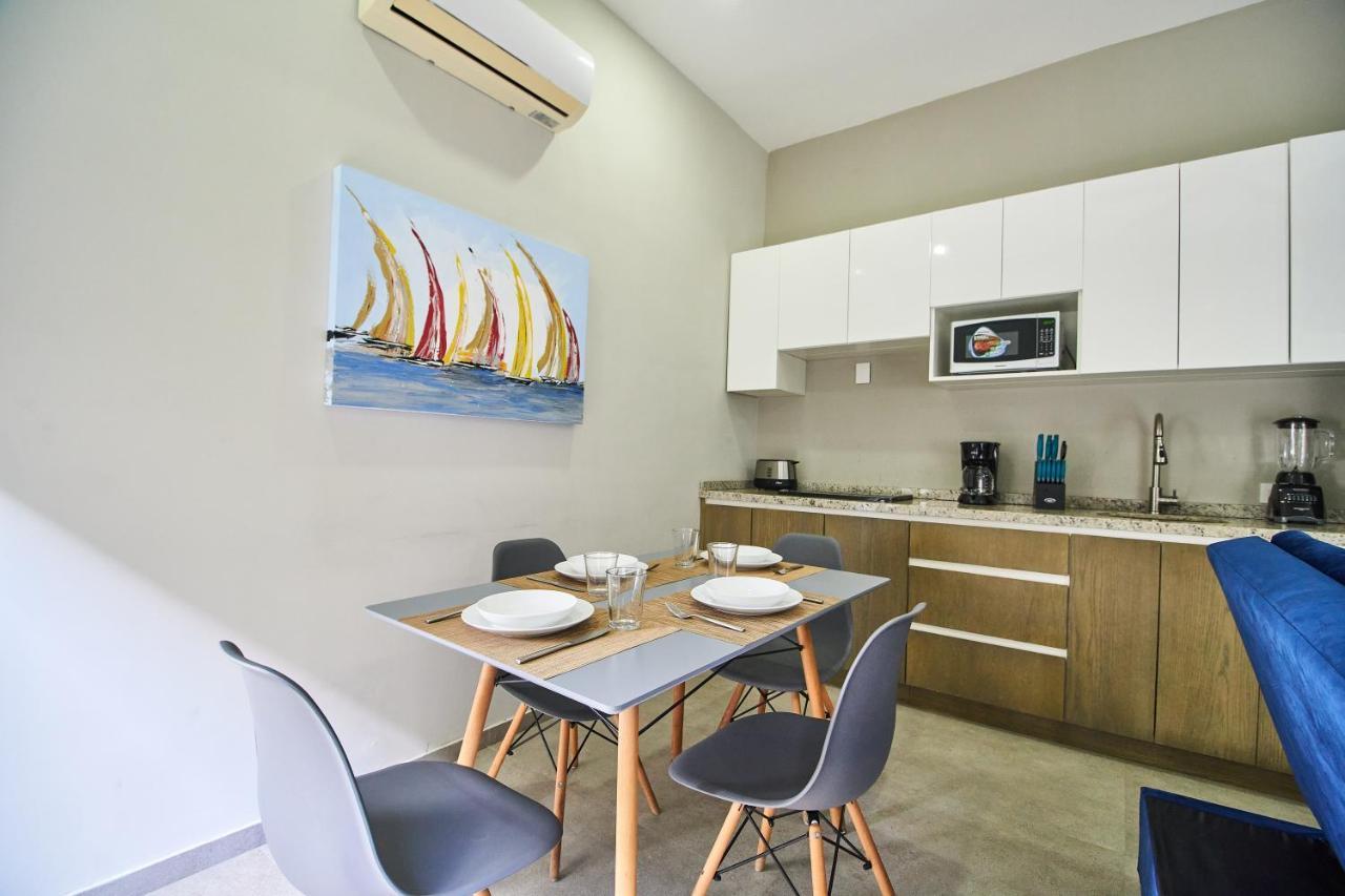 Aparthotel Torre 42 Playa Del Carmen By Lockey Extérieur photo